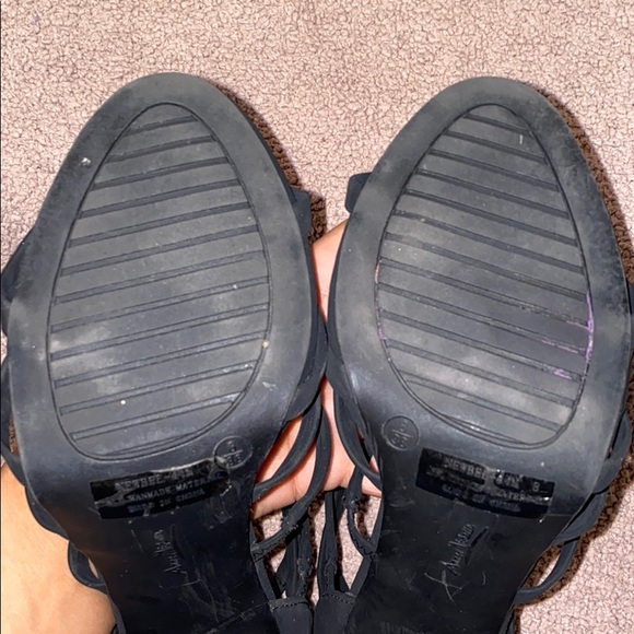 Black Strappy Heels Size 8 - Picture 5 of 9